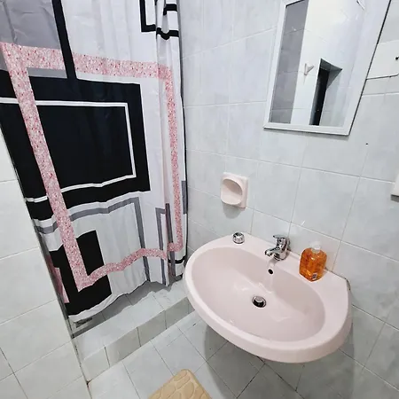 Lovely Paceville H Apartament *