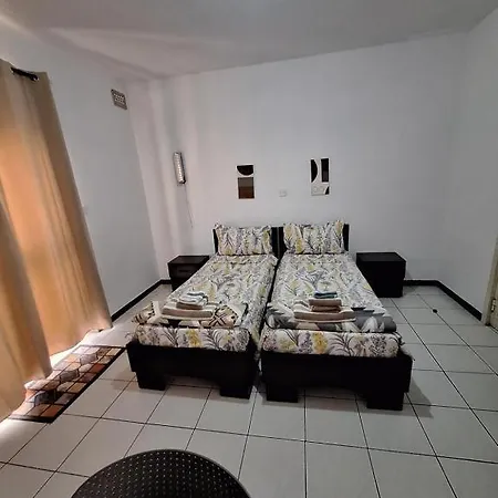 Lovely Paceville Fl H