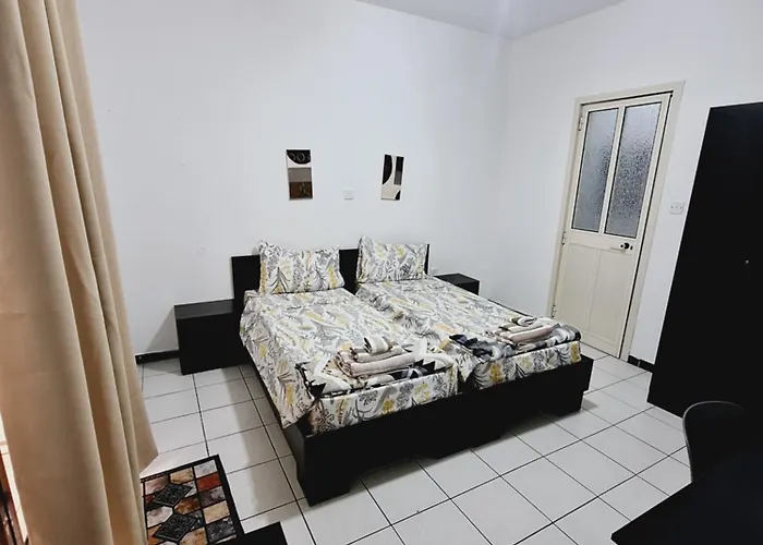 Lovely Paceville H アパート *